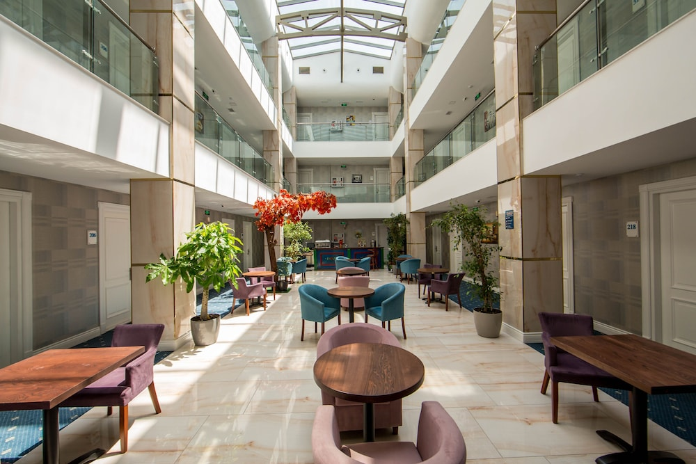 Baku- Grand Mİdway Hotel