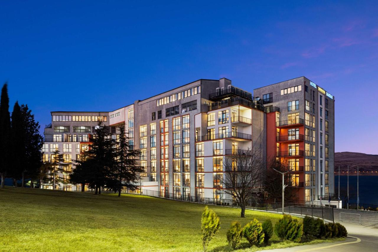 Gino Seaside , Trademark Collection By Wyndham